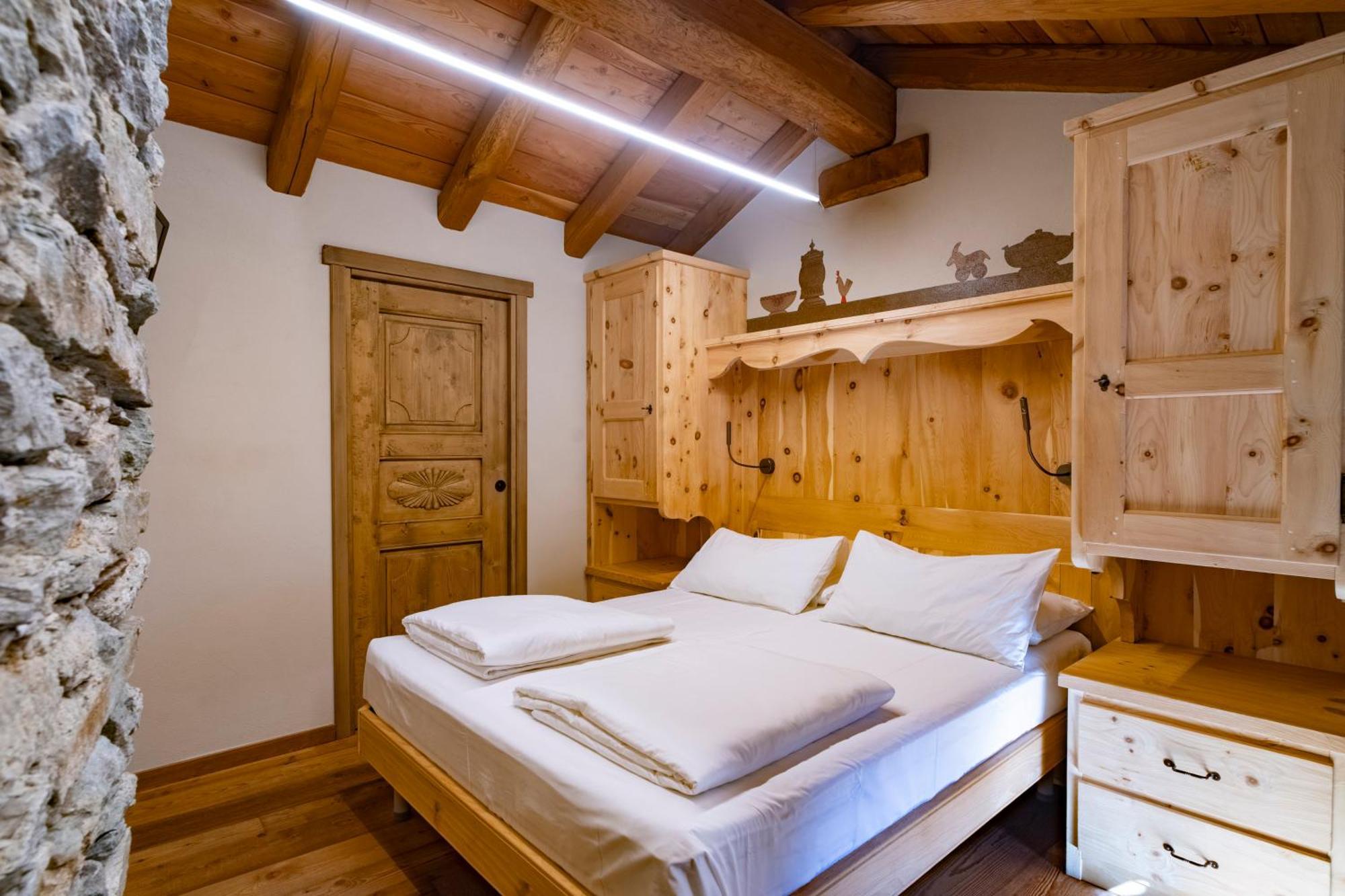 Au Coeur Du Village Chambres D'Hotes & Spa Arnad Kültér fotó