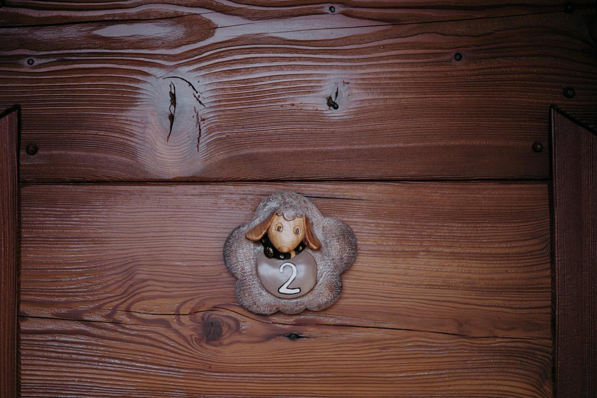 Au Coeur Du Village Chambres D'Hotes & Spa Arnad Kültér fotó